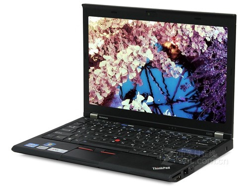 i5芯轻薄商务 ThinkPad X220i售7400元 