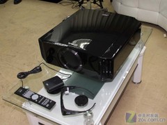 双向电动镜头!JVC 3D 1080p投影机亮相 